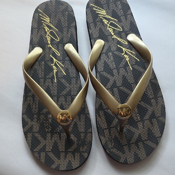 Michael Kors Flip Flop Sandals Size 10 - Picture 1 of 7